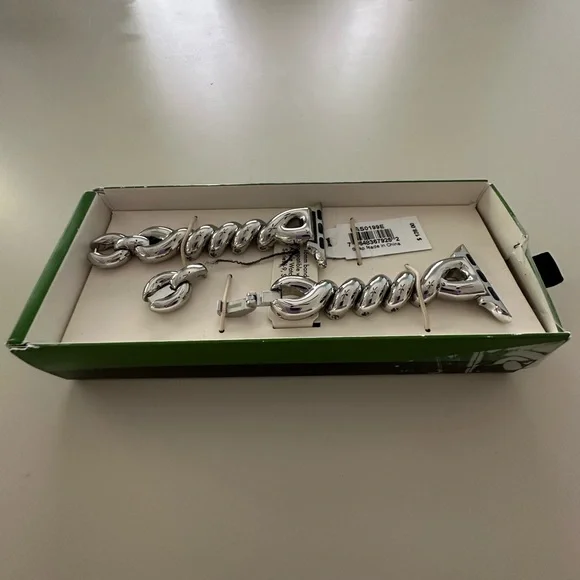 kate spade Silver Stainless Steel Watch Band.  BAND ONLY. - Picture 3 of 5